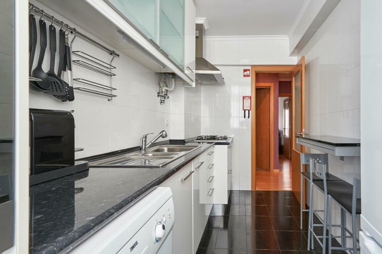 Apartamento In Bed With Lisbon 4E Amadora Exterior foto